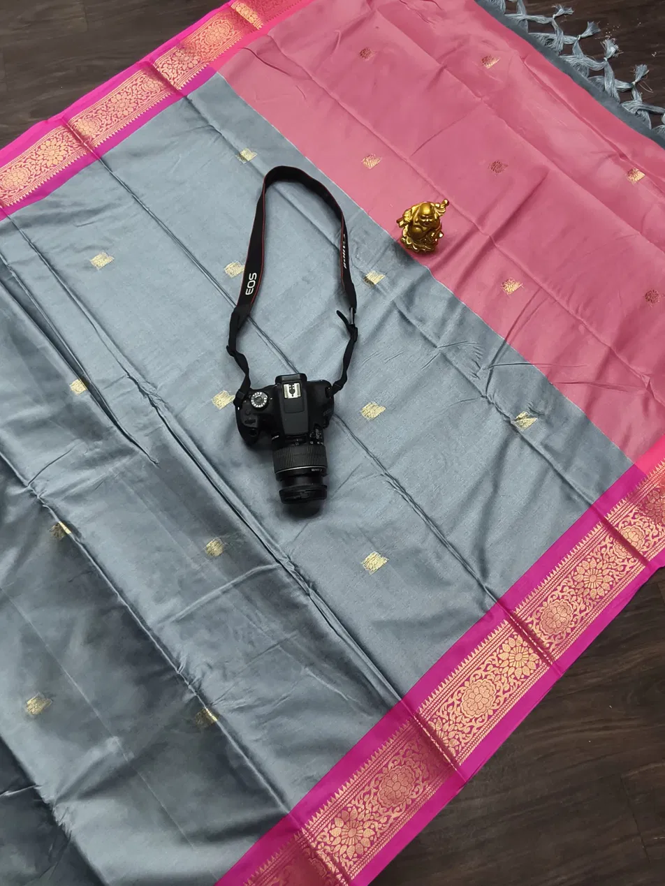 Kalyani Cotton Silk Saree with Contrast Pallu and Rich Zari Border